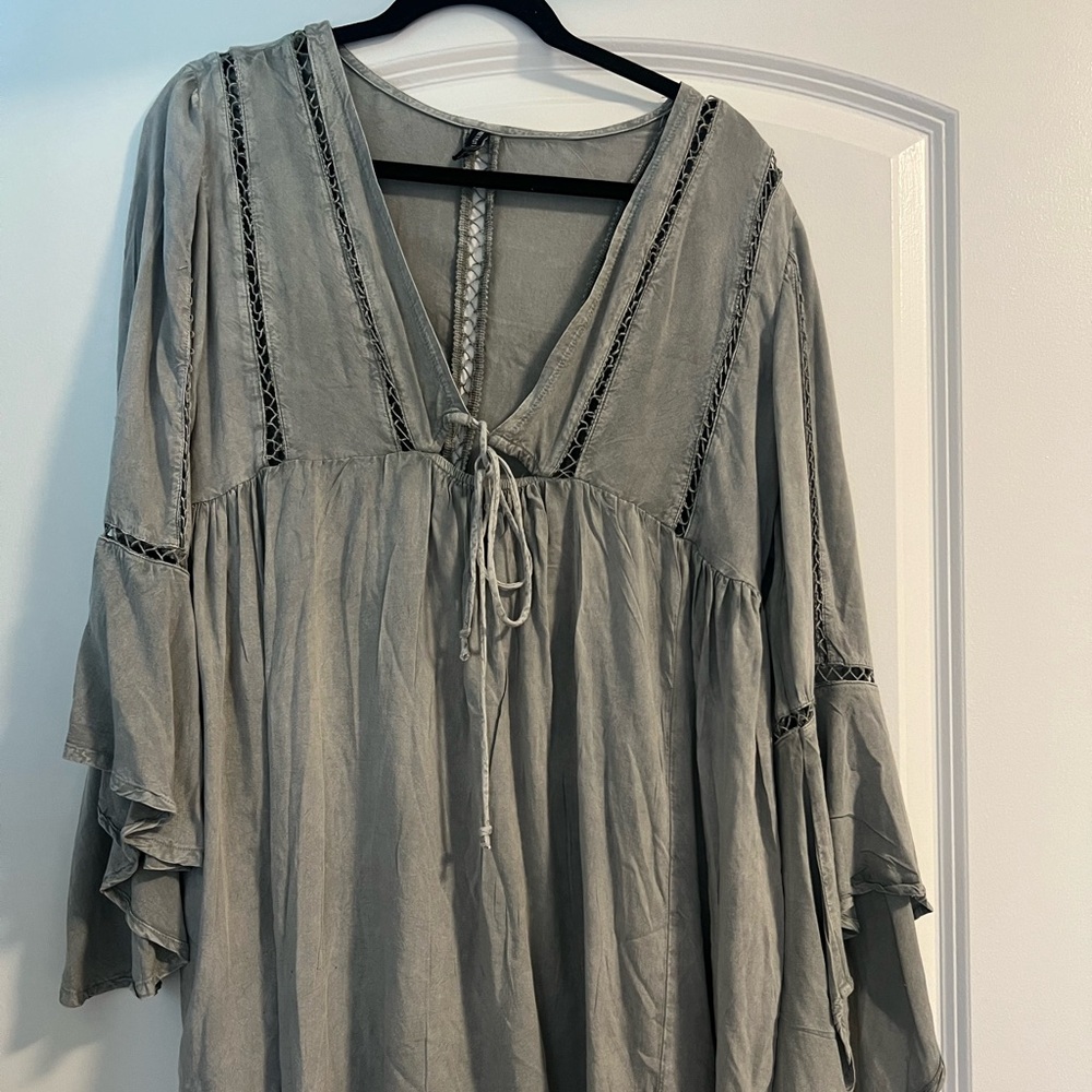 Pretty little thing dress